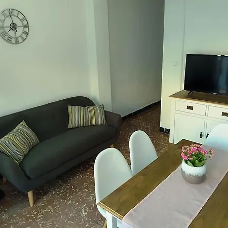 Magnifique Bord De Apartament *